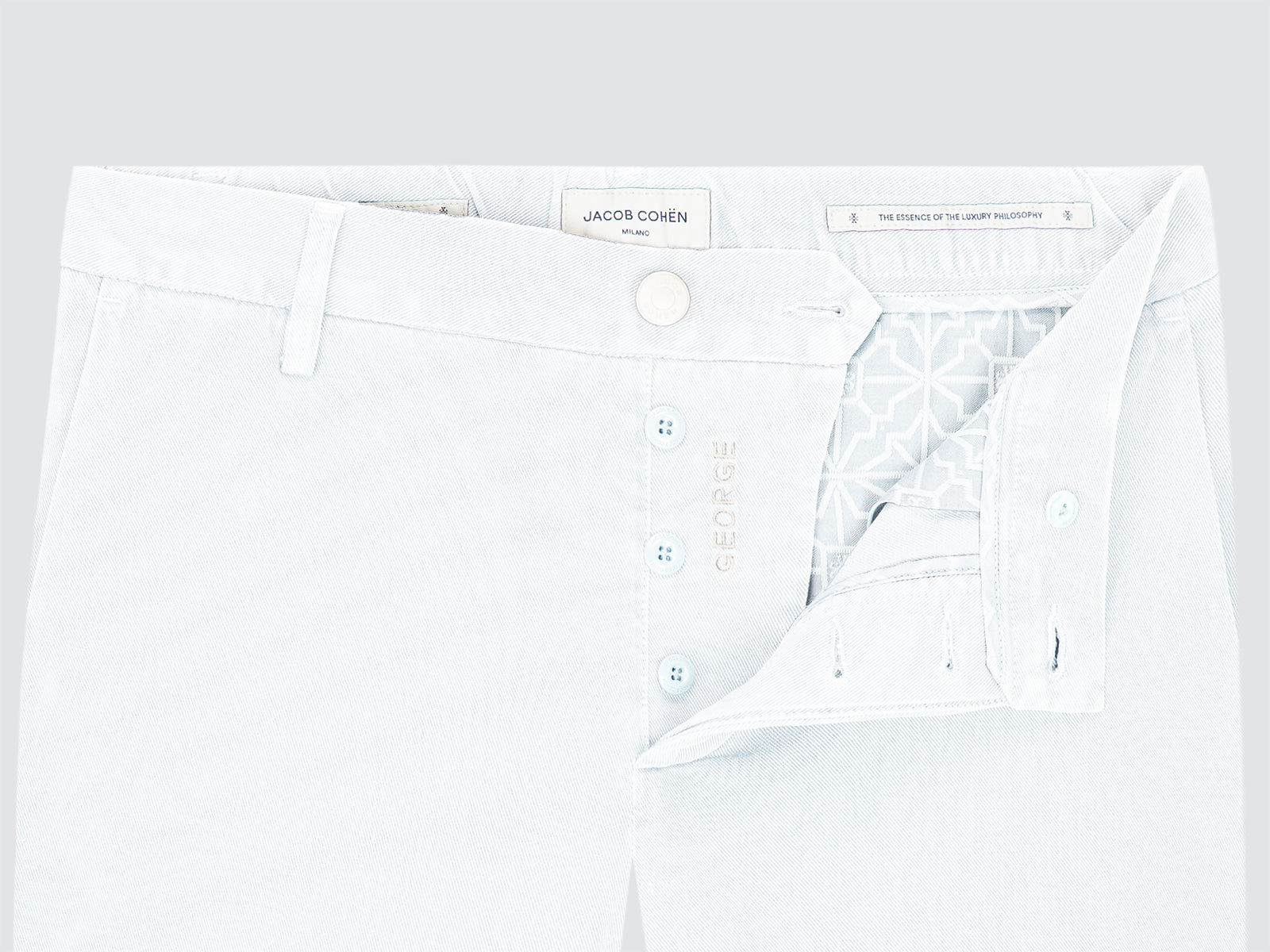 Bermudas George de Sarga Elástica de Algodón Azul Hielo