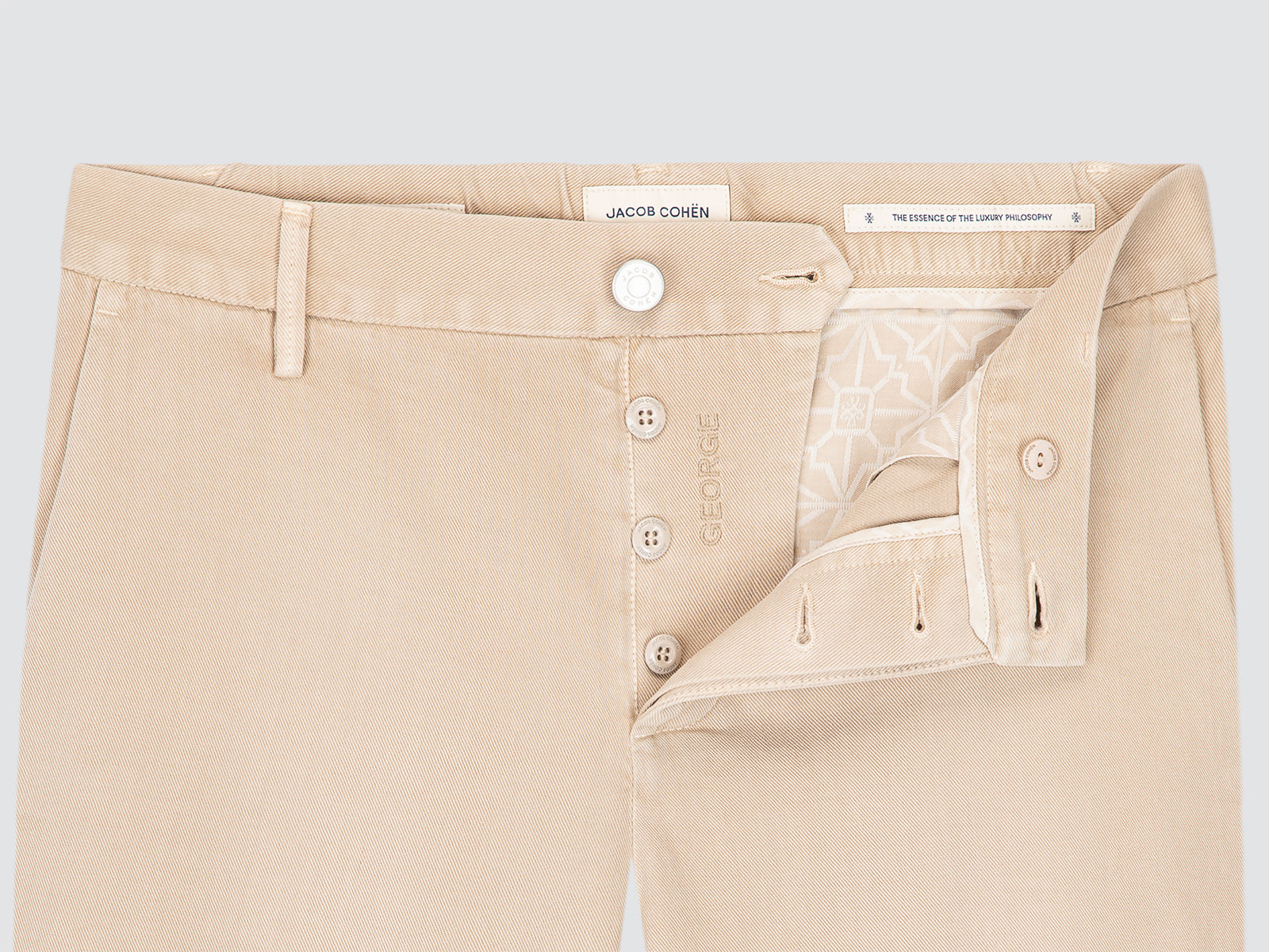 Bermudas George de Sarga Elástica de Algodón Beige