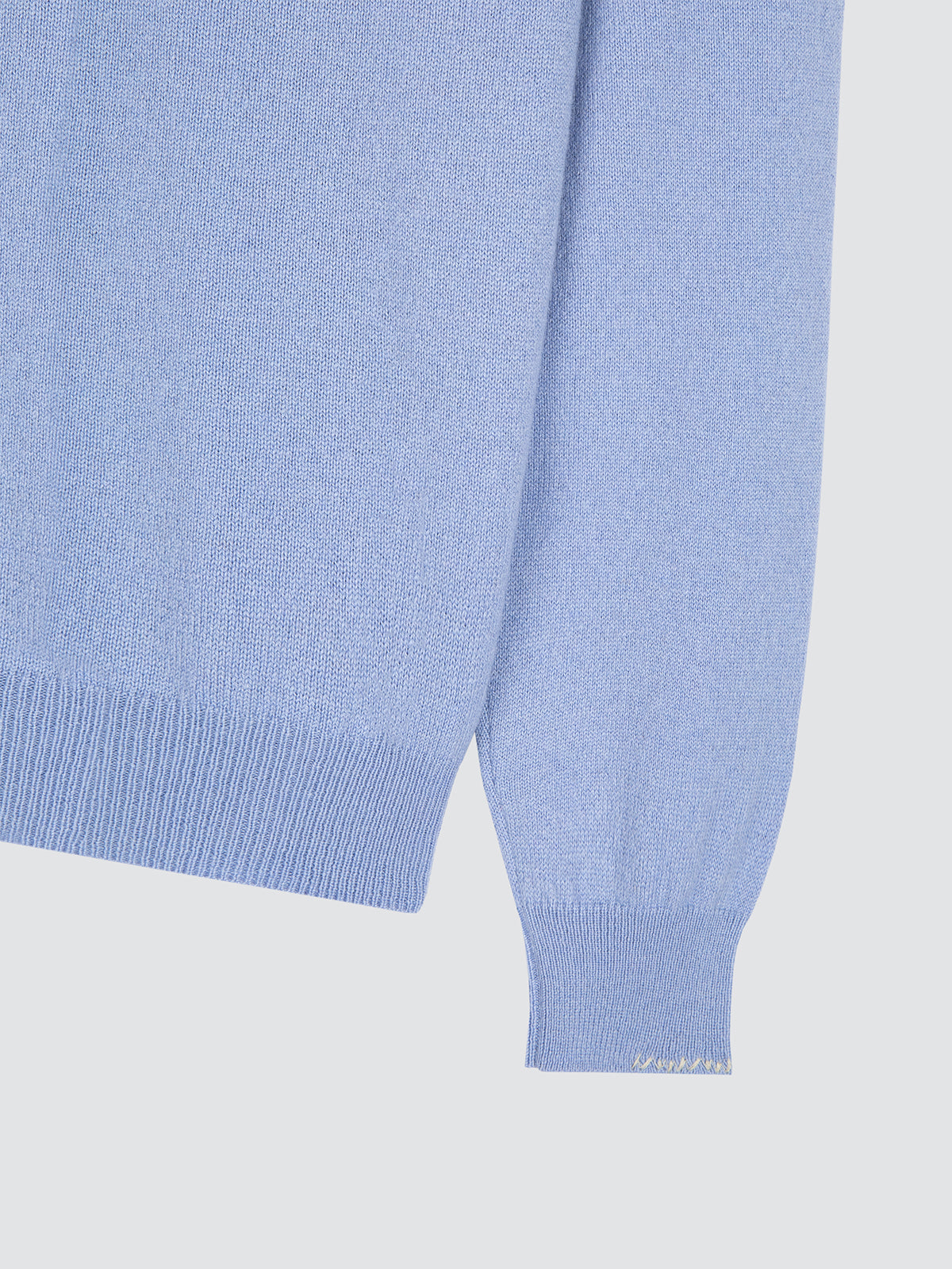 Pullover aus puderblauem Kaschmir