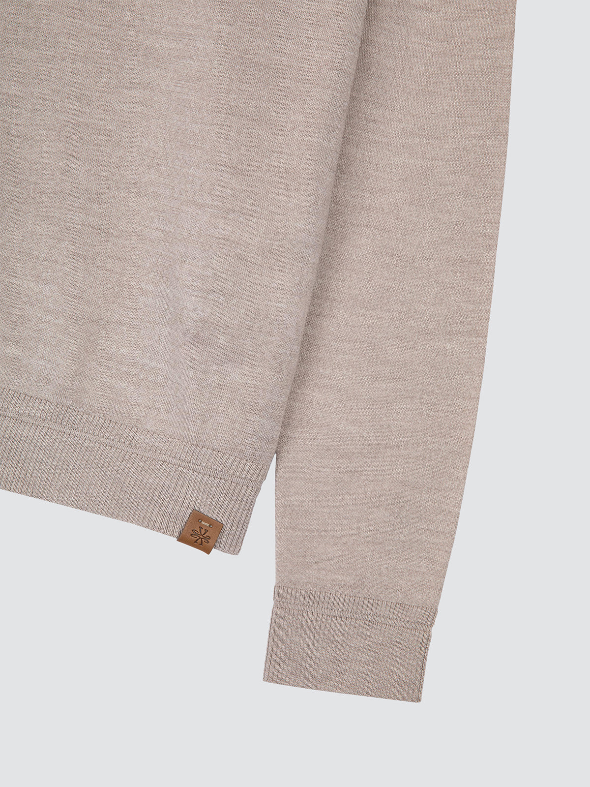 Rundhals-Pullover aus Wolle und Seide Hellbeige