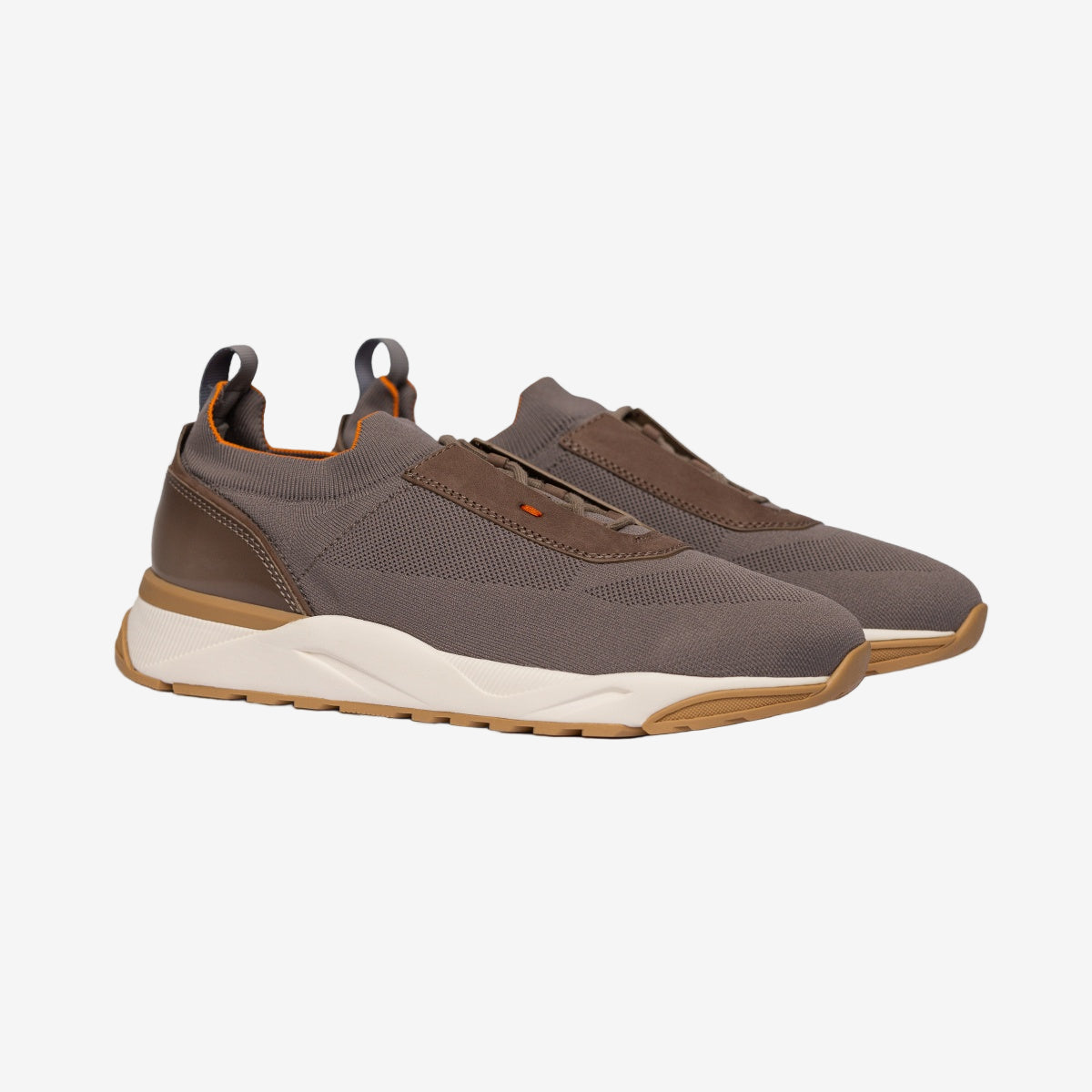 Sneakers beige slip-on suela goma