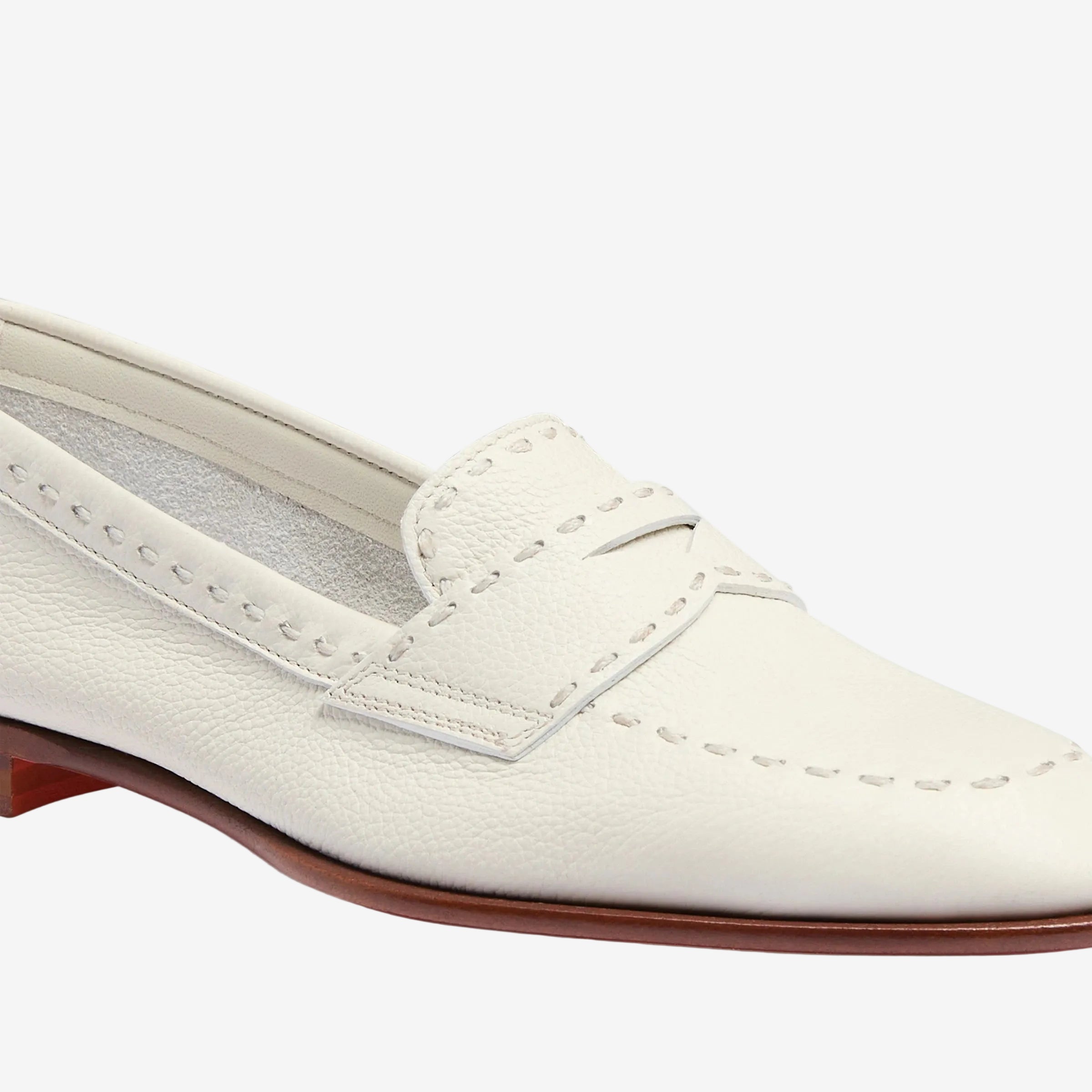 Weißer Penny Loafer getrommeltem Leder