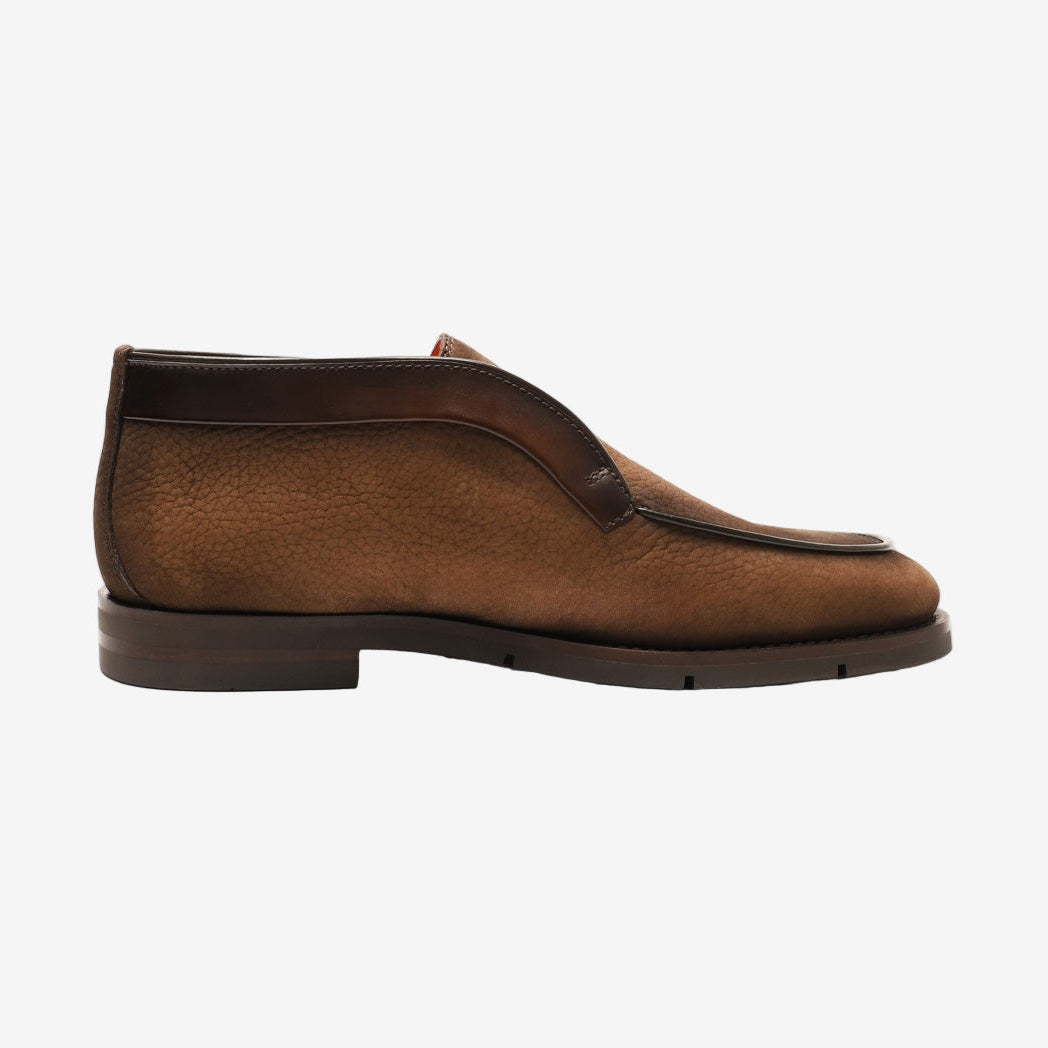 Braun Nubuk Desert boots gekröpfter Gummisohle
