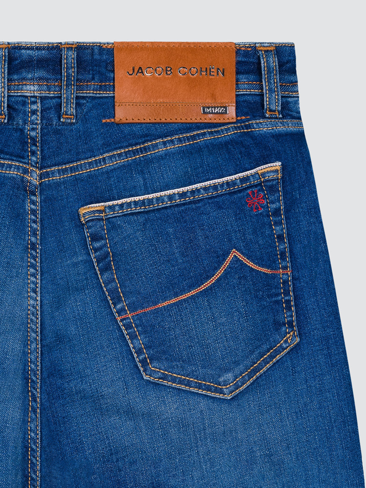 Nick Limited Edition Jeans van Lichtblauw Selvedge Stretchdenim met Zilveren Afwerking