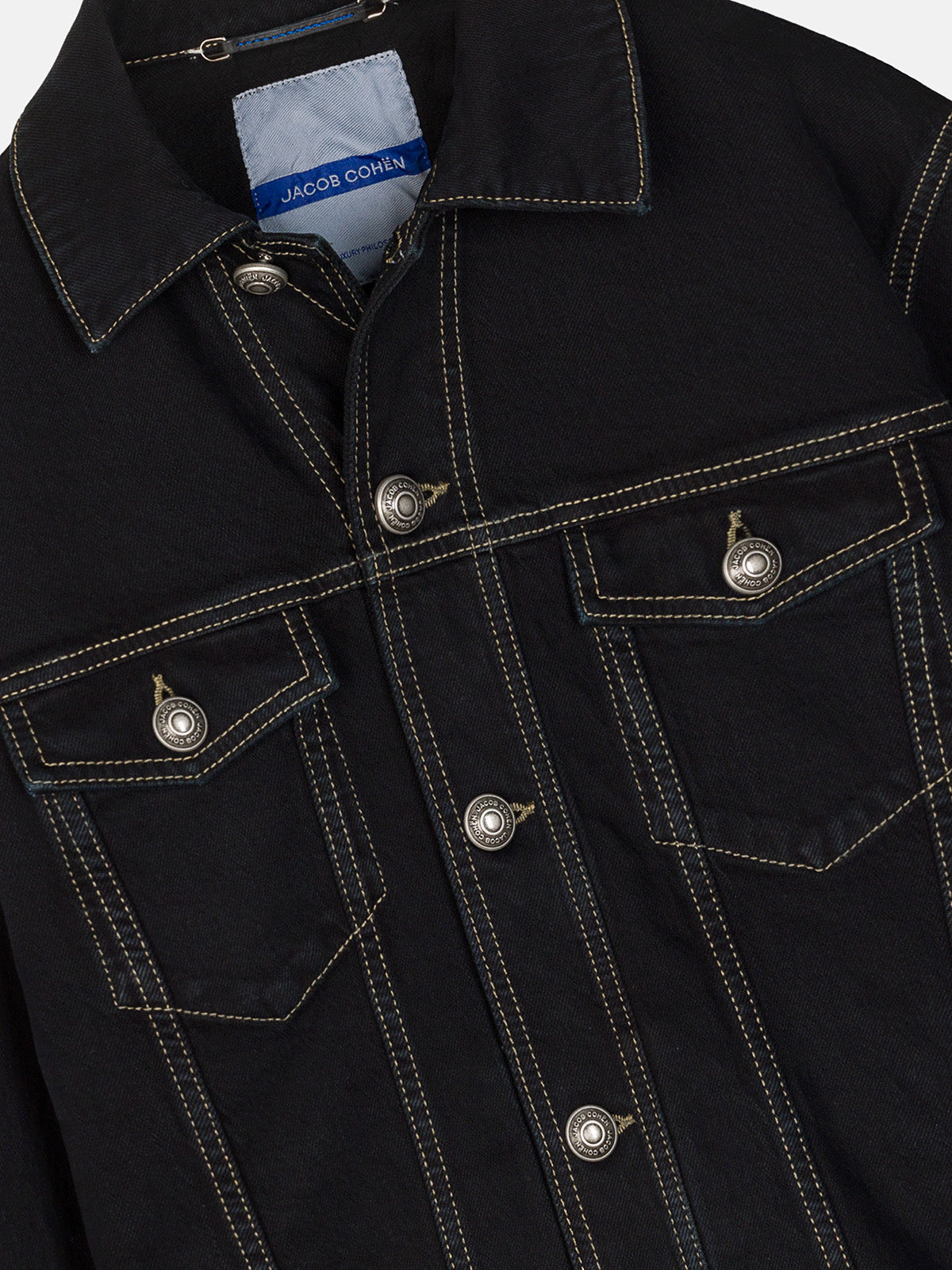 Trucker Jacket in Black Comfort Denim