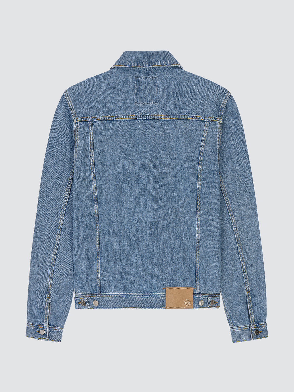 Trucker-Jacke aus hellblauem Comfort-Denim