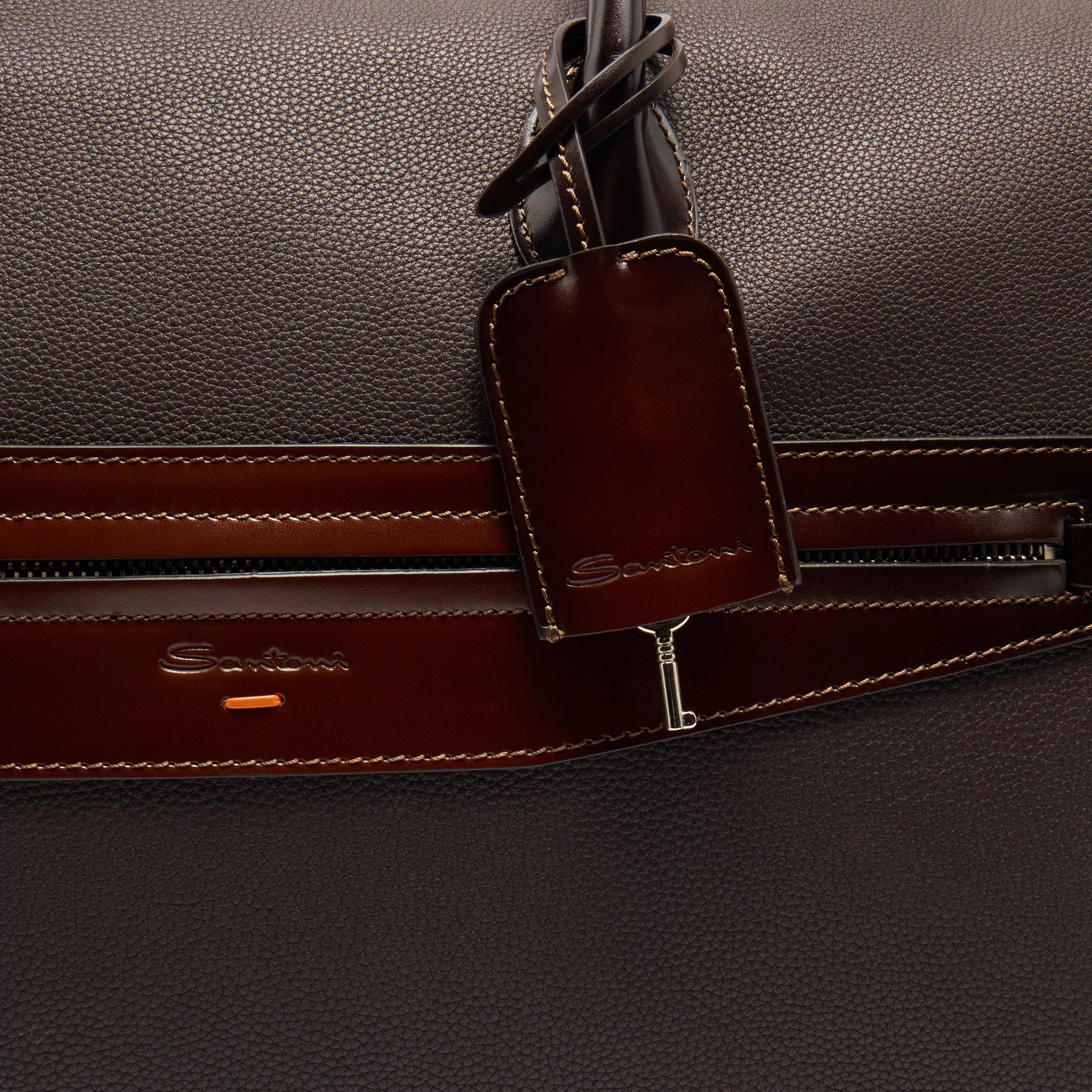 Bolso de weekend piel abatanada marrón oscuro