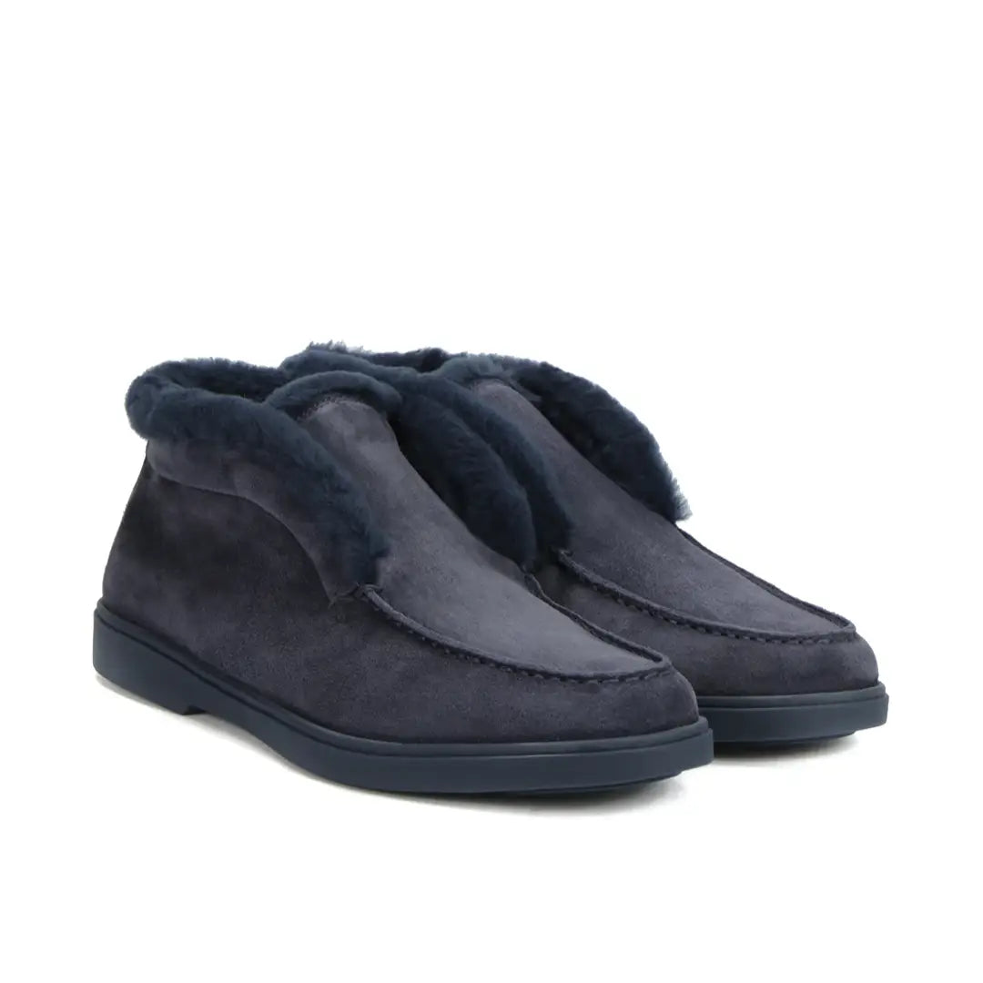 Blue shearling suede desert boots