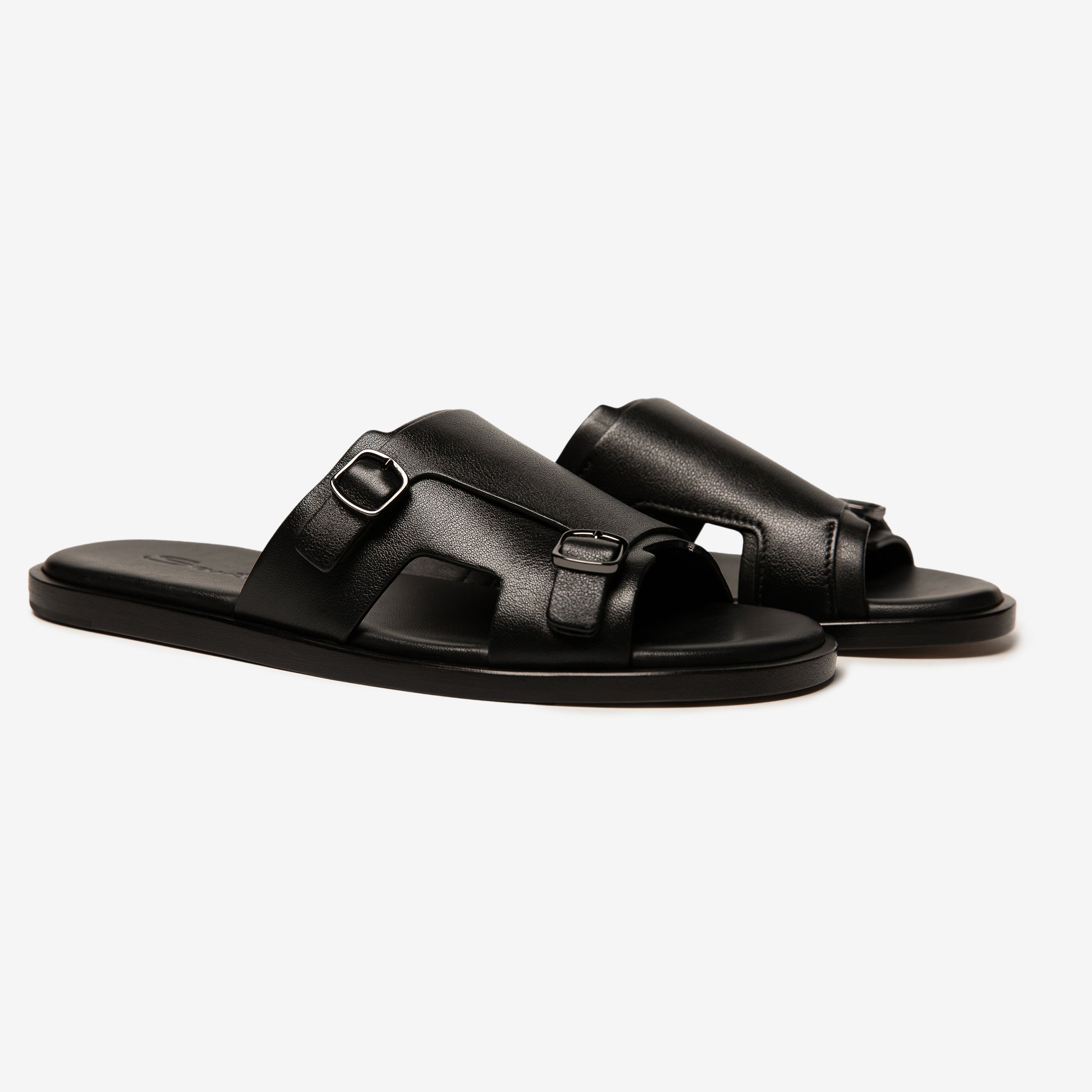 Schwarze Ledersandalen Doppelschnalle