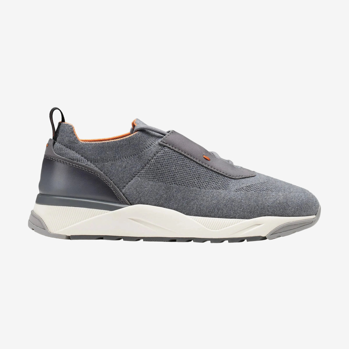 Hellblauer Stoff- und Ledersneaker